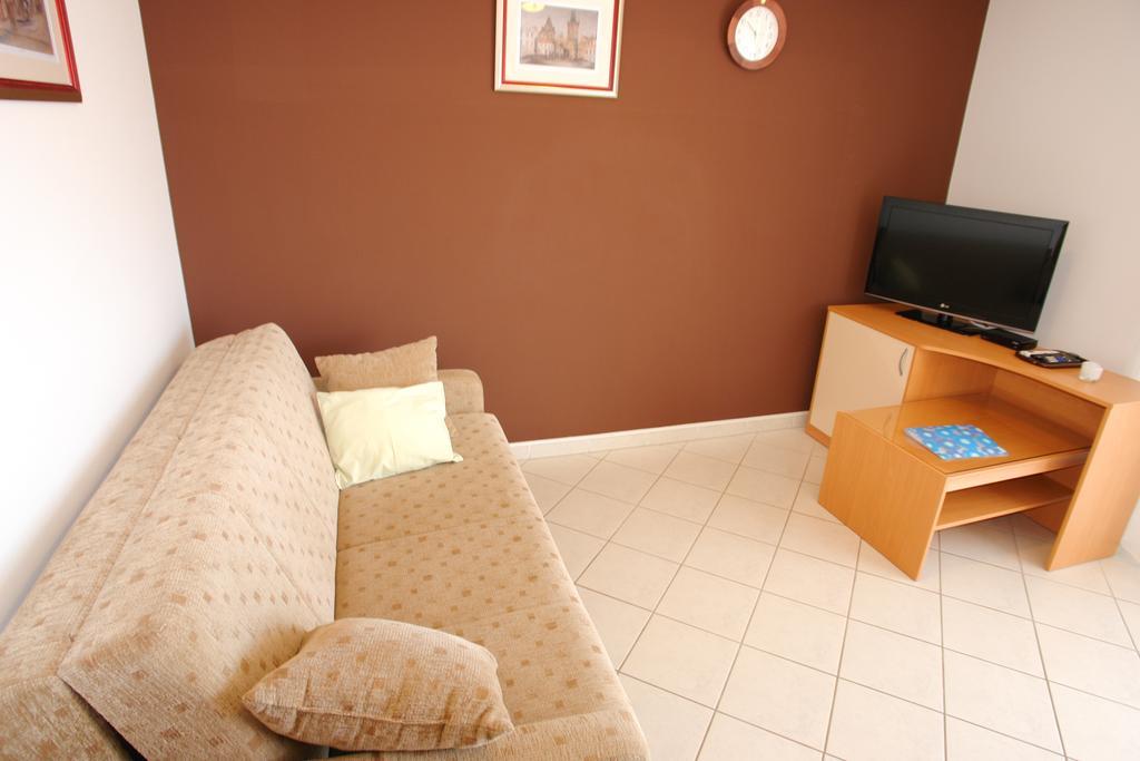 Apartments Spirito Rogoznica  Extérieur photo