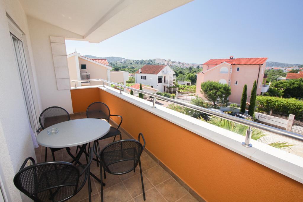 Apartments Spirito Rogoznica  Extérieur photo