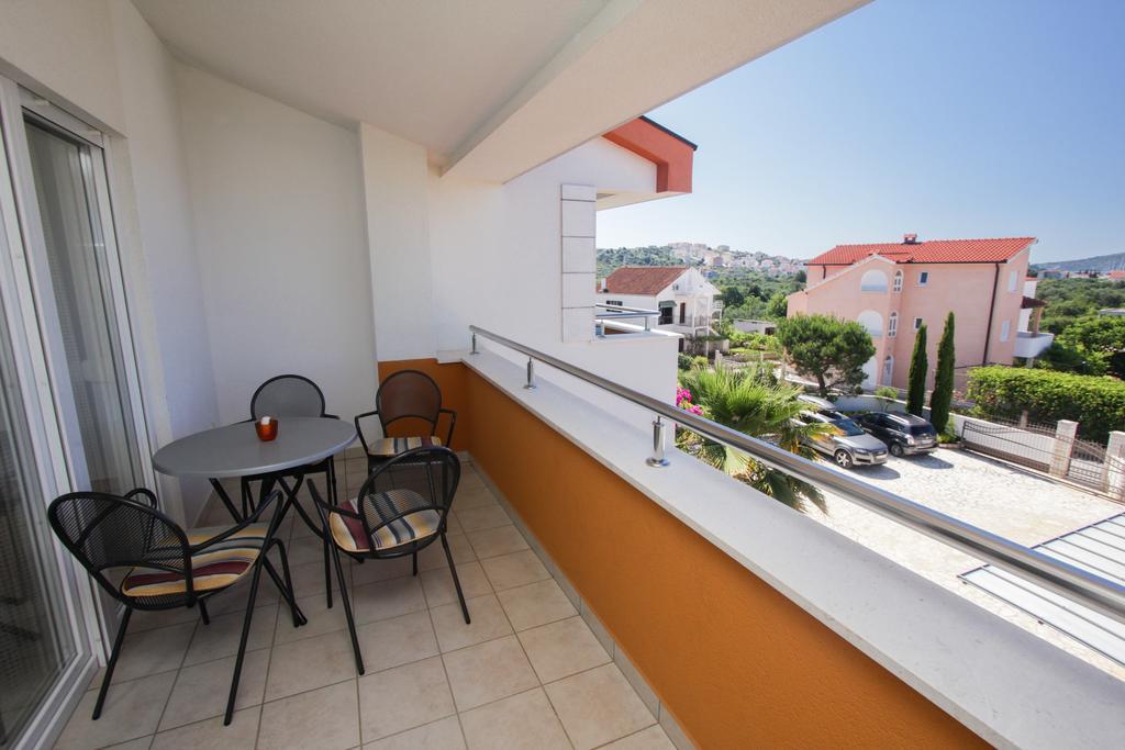 Apartments Spirito Rogoznica  Extérieur photo