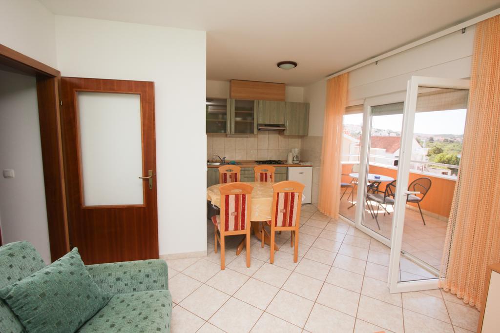 Apartments Spirito Rogoznica  Extérieur photo